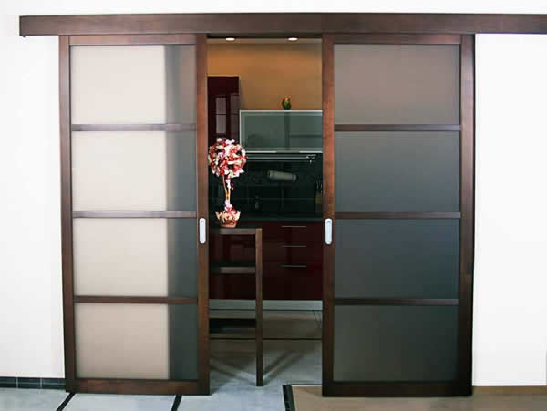 Межкомнатные раздвижные эконом двери