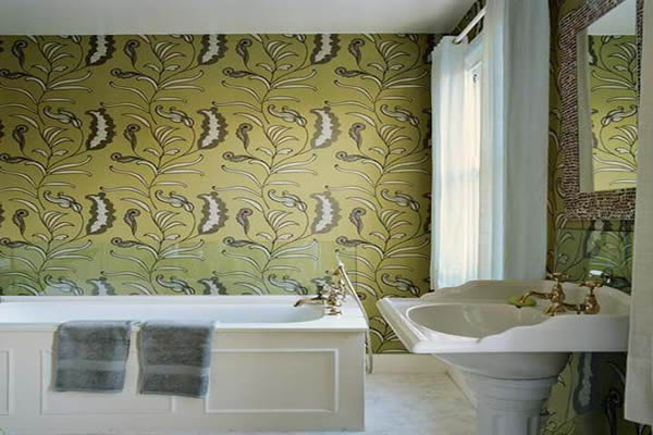 Отделка ванной комнаты самоклеющейся пленкой