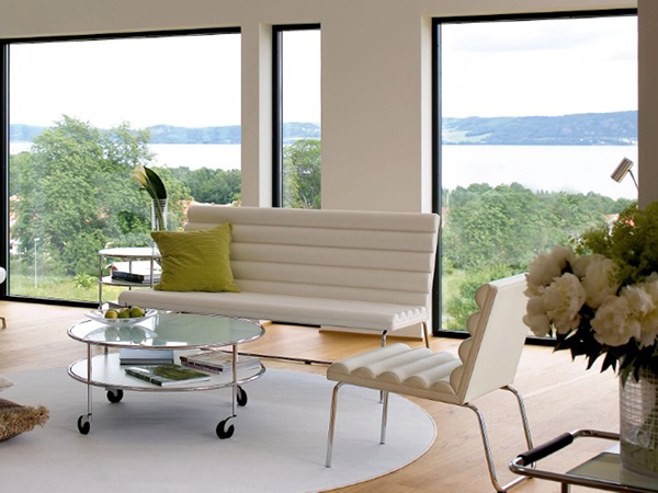 Большие окна в скандинавском стиле