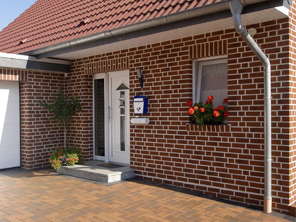 Декоративная расшивка швов кирпичной кладки