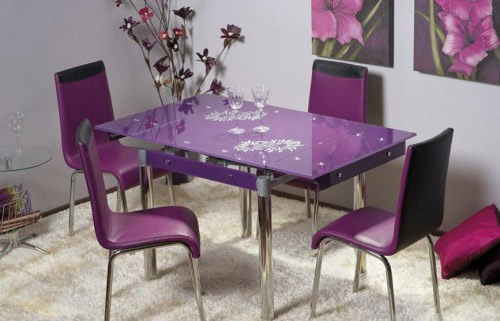 fioletoviy-stol