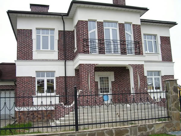 Фрагментарная облицовка стен клинкером