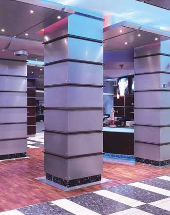 Колонны с отделкой панелями HPL