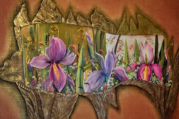 Лепное и колорированное панно на стене