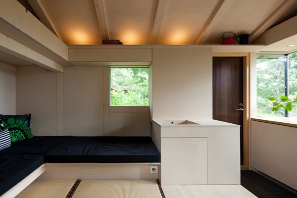 Обшивка внутренних стен домика ДСП