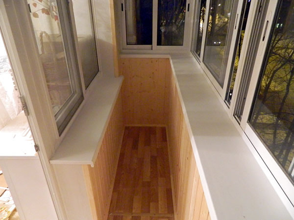 Остекленный балкон