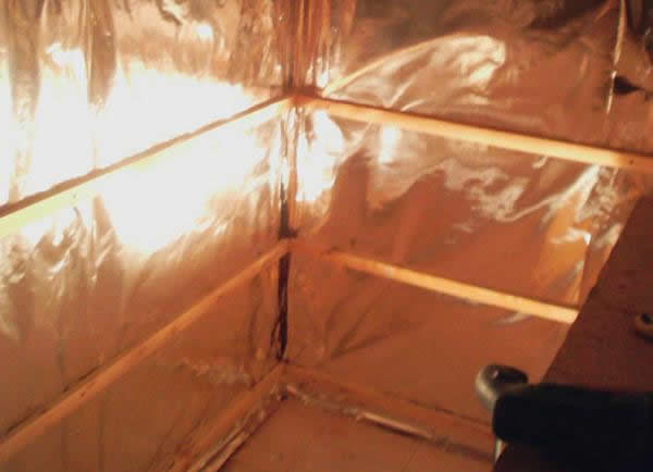 Установка паро- и гидроизоляции