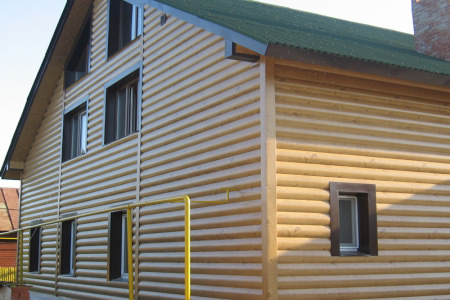 Пример отделки помещения с применением блок хауса