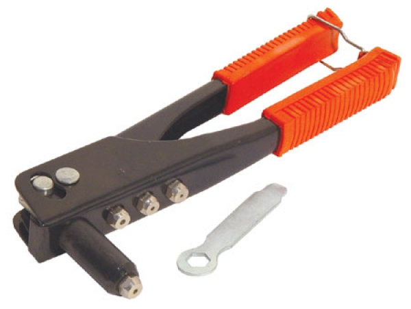 Заклепочный пистолет