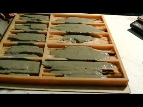 Раствор, залитый в силиконовую форму