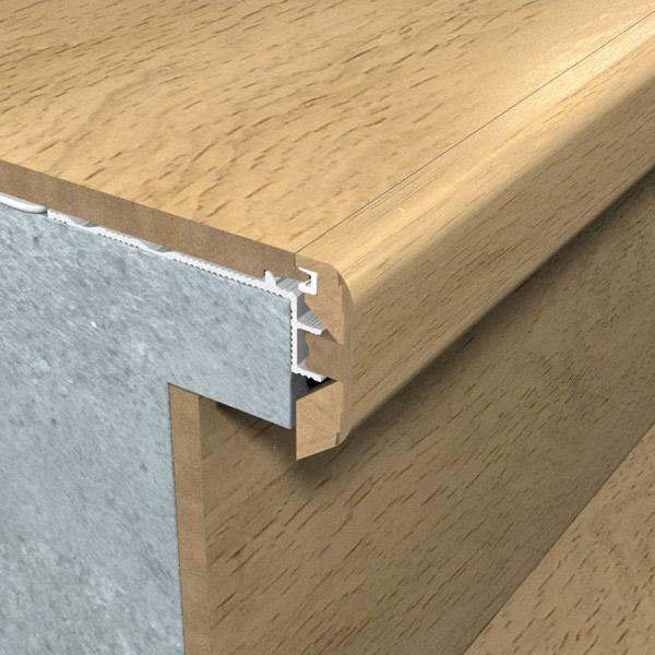 Облицовка ламинатом ступеней