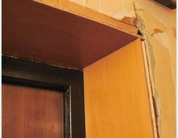 Панель подогнали по размерам