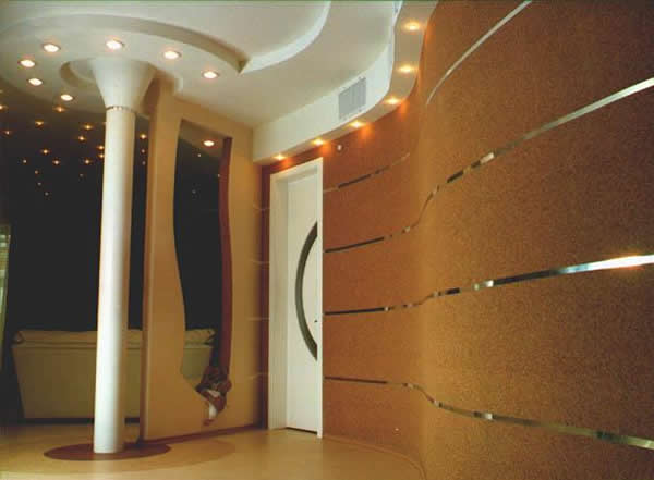 Отделка стен в коридоре пробковым покрытием