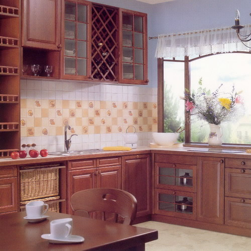 Отделка рабочей зоны керамической плиткой