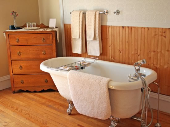 Отделка деревом