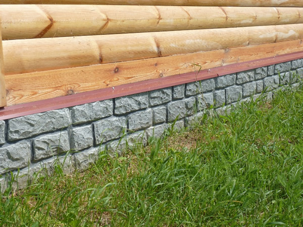 Панели из полипропилена, имитирующие поверхность камня