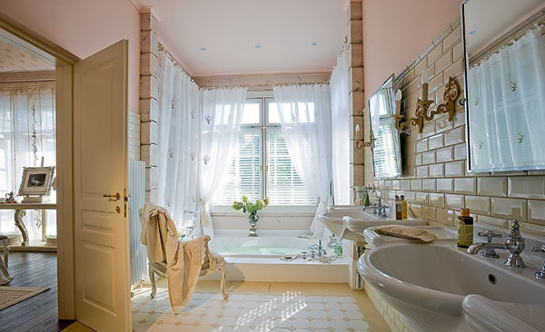 Плитка «кабанчик» в дизайне ванной комнаты