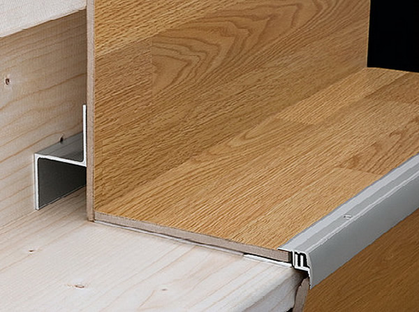 Применение ламината для отделки