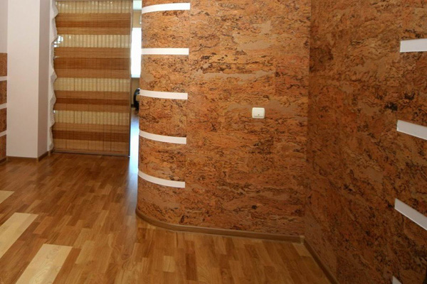 Пробковое оформление стен