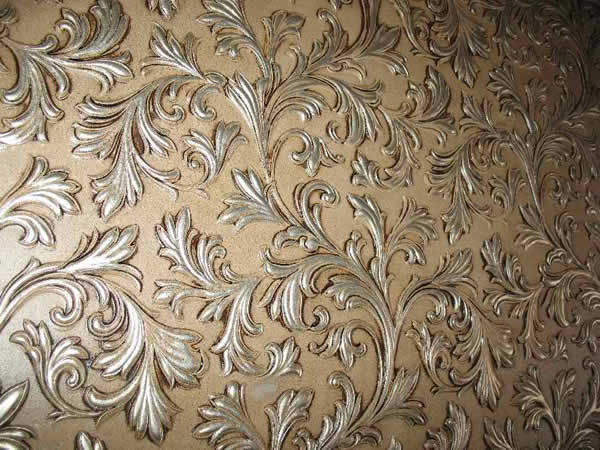 Рельефная штукатурка на стене