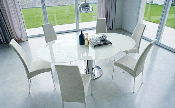 sovremenniy-stol-v-interiere