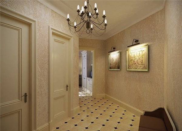 Стекловолоконные обои на стенах коридора