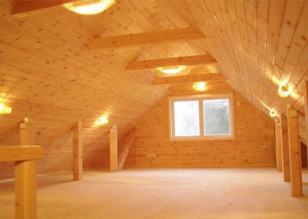 Вагонка во внутренней отделке помещения