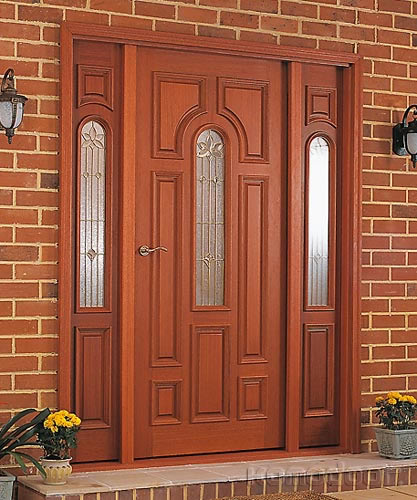 Входные деревянные двери